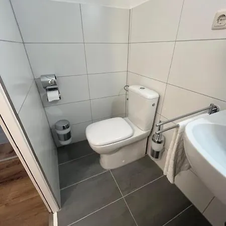 Post 16 Hotel