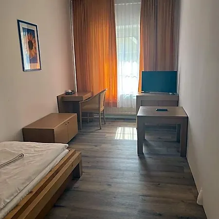 Post 16 Hotel